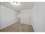 978 Alder St - Photo 33