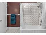 2440 Hoffman Ave - Photo 24