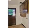 300 Maple St - Photo 14