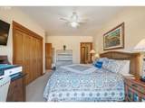 123 Hemlock St - Photo 22