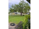 1627 Maple St - Photo 5