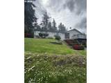 1376 D St - Photo 2