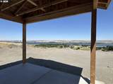 593 Taft St - Photo 10