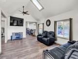 1320 Tamarack St - Photo 3