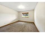 17077 Willis Rd - Photo 19