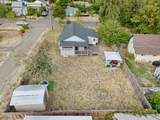 221 Walnut St - Photo 25