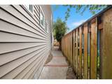 215 Hereford St - Photo 17