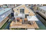 18989 Marine Dr - Photo 31