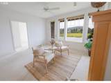 1108 Holladay Dr - Photo 11