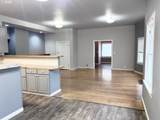 315 Gale St - Photo 5