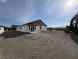 577 Taft St - Photo 10