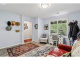 2764 Mcloughlin Blvd - Photo 9