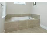 16625 Pleasant Valley Pkwy - Photo 39