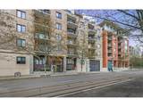 725 10TH Ave - Photo 4