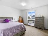 1241 Dahlia St - Photo 18
