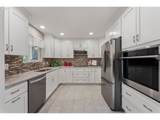 15935 Royalty Pkwy - Photo 16