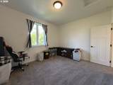 7205 Edge Cliff Dr - Photo 19