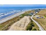 900 Old Coast Rd - Photo 13