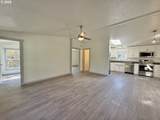 373 Hayhurst Rd - Photo 8