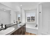 2325 Ash St - Photo 19