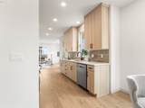 305 Jetty Ave - Photo 11