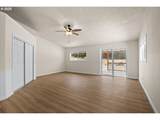 181 Oak Hollow Ln - Photo 18