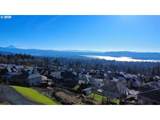520 Y St - Photo 7