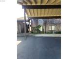 1040 Bay St - Photo 5