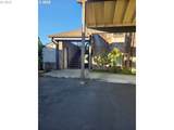 1040 Bay St - Photo 6