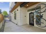 6610 Greenwich Ave - Photo 17