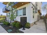 6610 Greenwich Ave - Photo 2