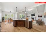 2595 Crescent Ave - Photo 18