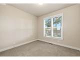 2595 Crescent Ave - Photo 33