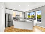 8135 Seneca St - Photo 4