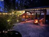 11 Edgewater Dr - Photo 1