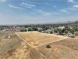 820 Roosevelt St - Photo 2