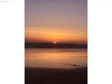 31405 J Pl - Photo 21