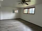 1646 Oak St - Photo 19