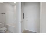 2902 Mcloughlin Blvd - Photo 22