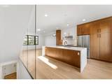 2268 Division St - Photo 33