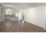 1534 Young St - Photo 3