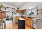 221 Walnut St - Photo 13