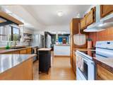 221 Walnut St - Photo 14