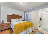 221 Walnut St - Photo 18