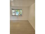 1040 Bay St - Photo 24