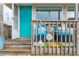 366 Pacific St - Photo 3