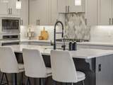8842 3RD Cir - Photo 10