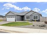 912 Medina Ave - Photo 1