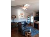5118 Voyage Ave - Photo 15
