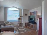 5118 Voyage Ave - Photo 3